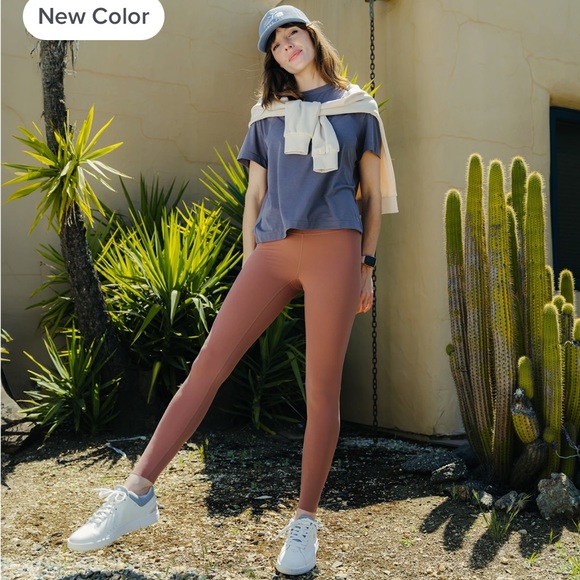 Freefly Apparel Women's All Day Legging in green new with tags - Picture 2 of 9